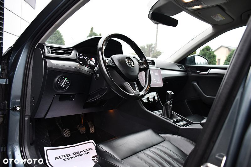 Skoda Superb 1.6 TDI Style Greenline - 9