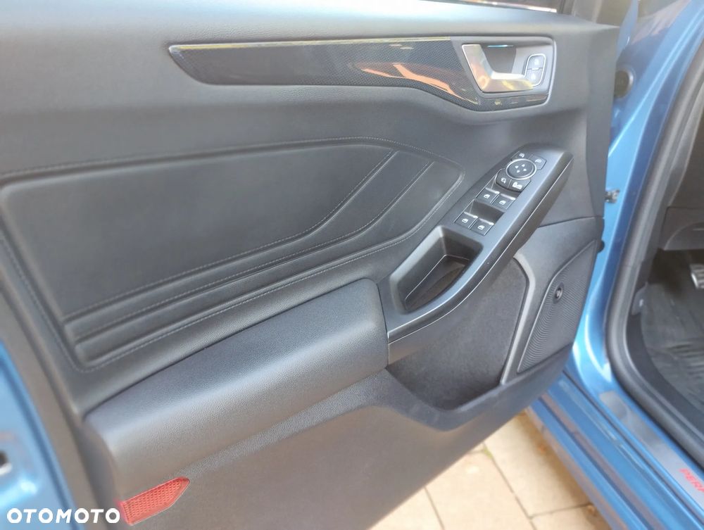 Ford Focus 2.3 EcoBoost ST X - 16