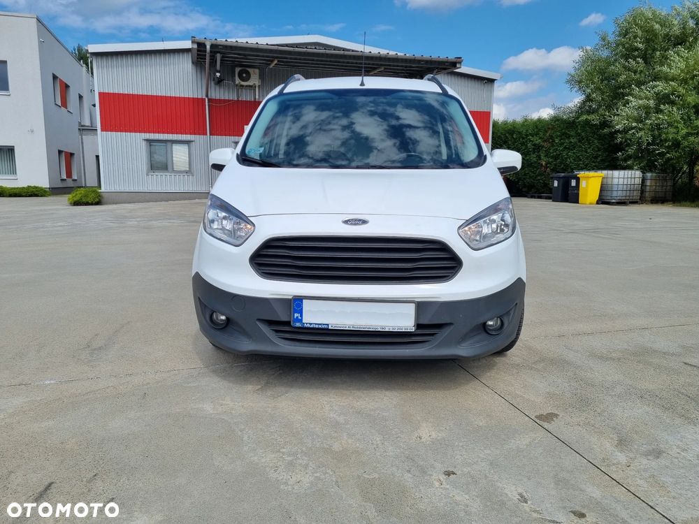 Ford Transit Courier - 3