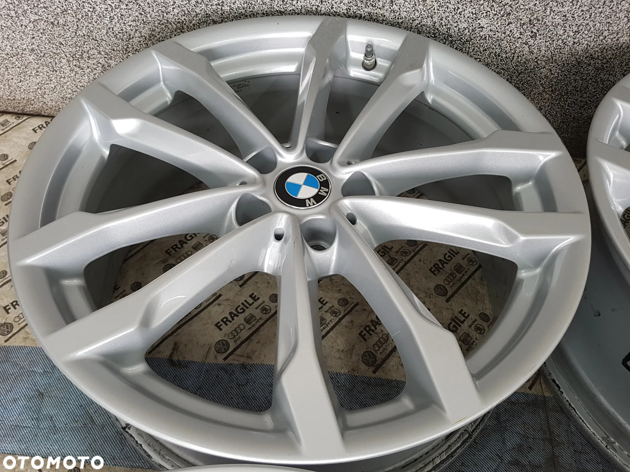 FELGI  ALU ORYGINAŁ BMW X3 G01 X4 G02 5X112 IS32 7,5JX19 6877325 - 7