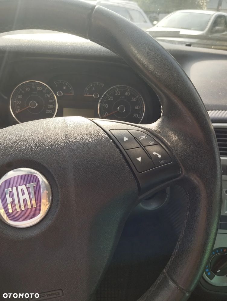 Fiat Punto - 8