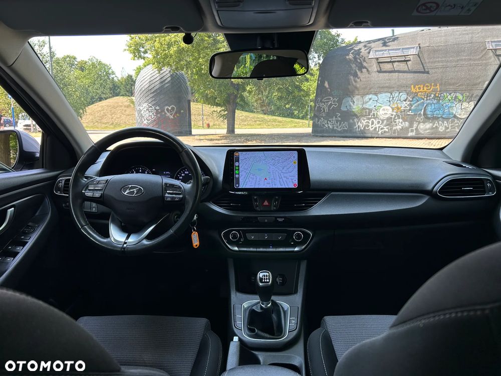Hyundai i30 1.5 DPI Classic + - 11