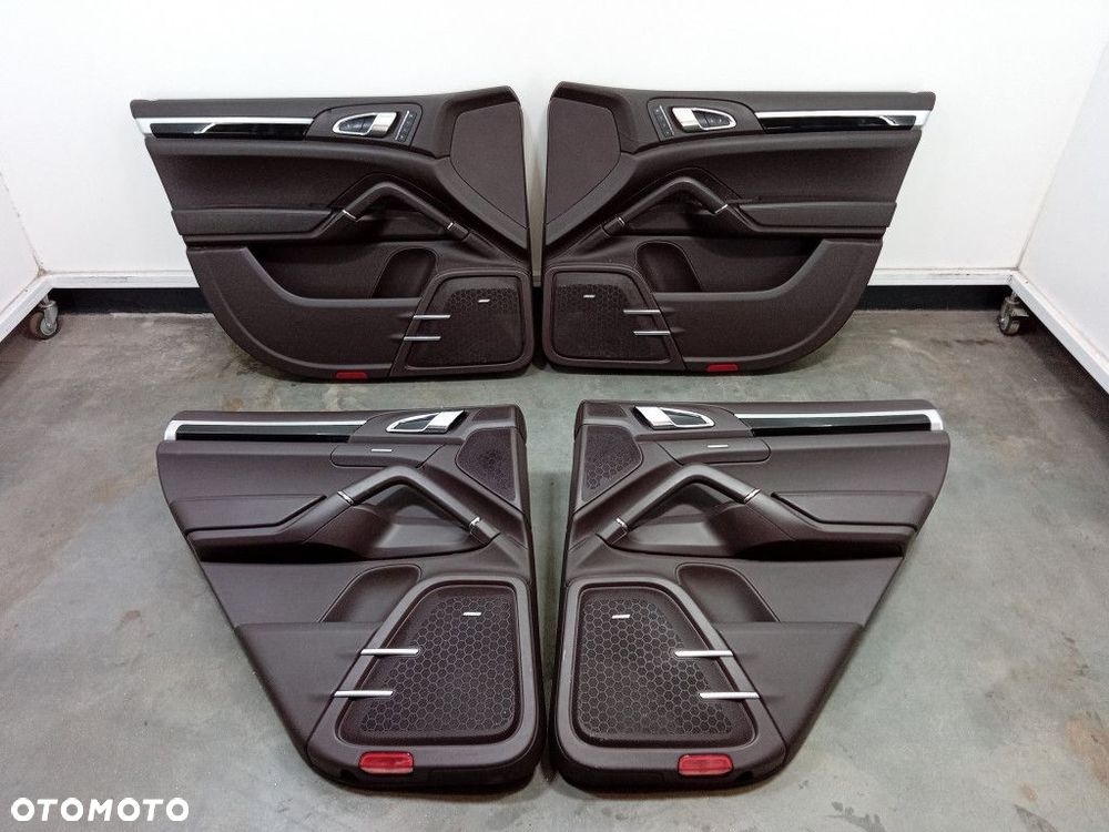 PORSCHE CAYENNE II 7P5 FOTELE KANAPA BOCZKI SKÓRA EU - 13