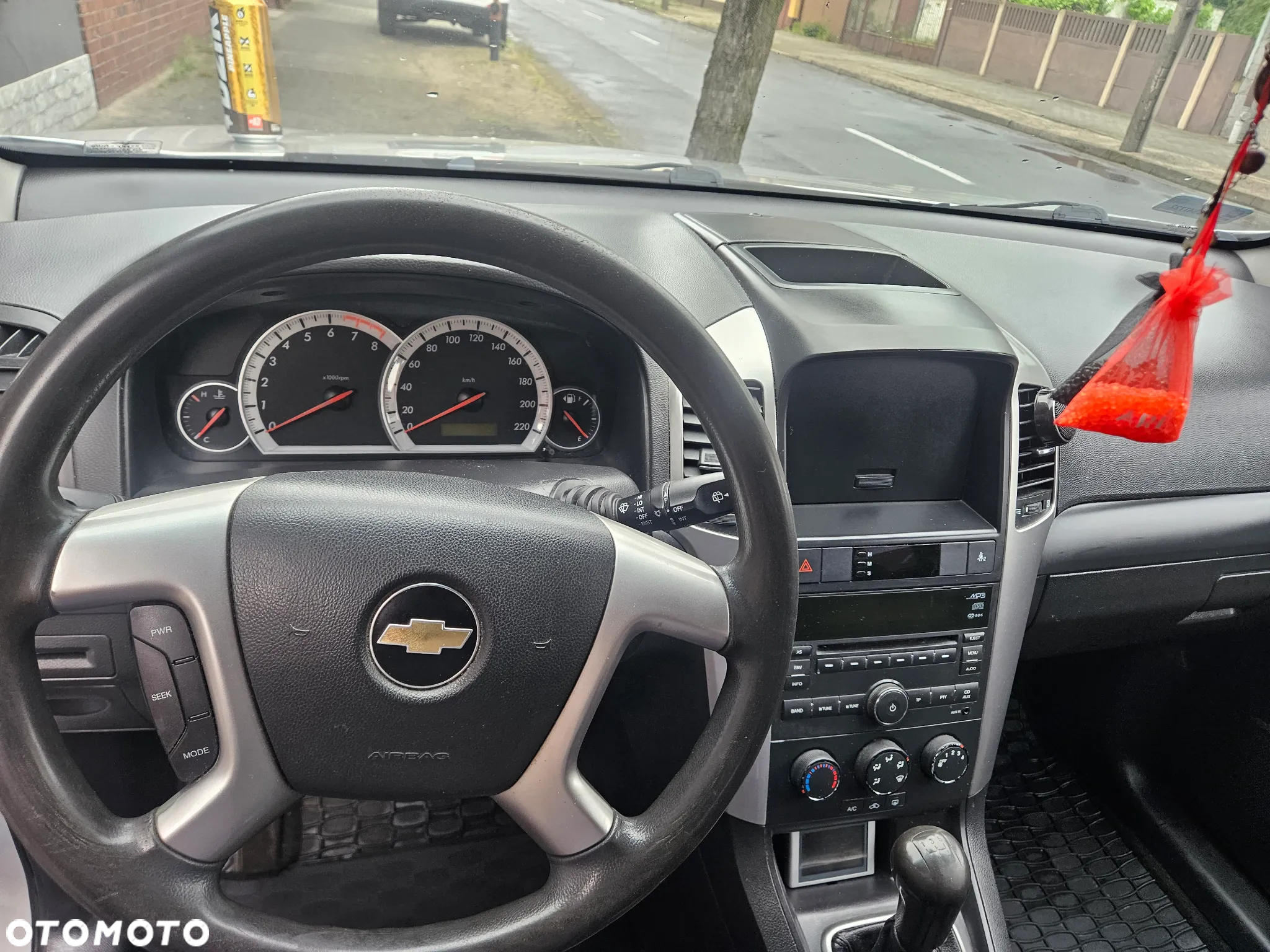 Chevrolet Captiva 2.4 LS 5os - 5