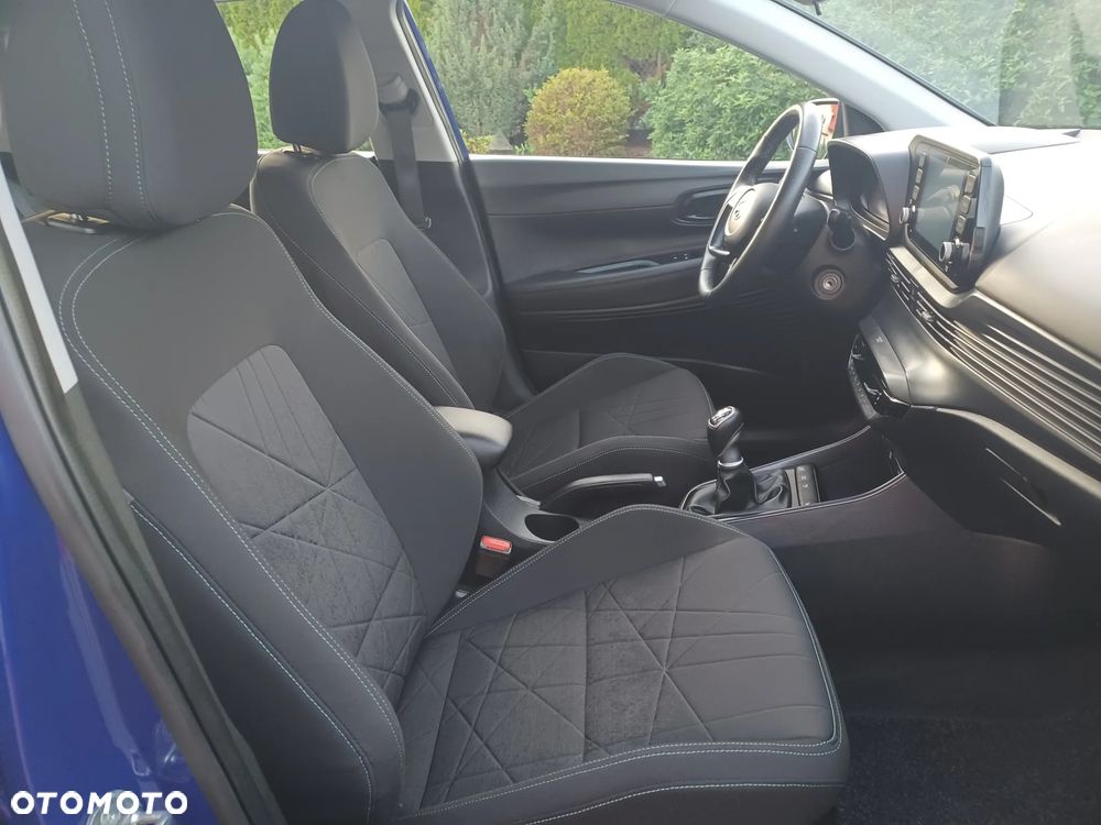 Hyundai Bayon 1.0 T-GDI 48V-Hybrid Intro - 16