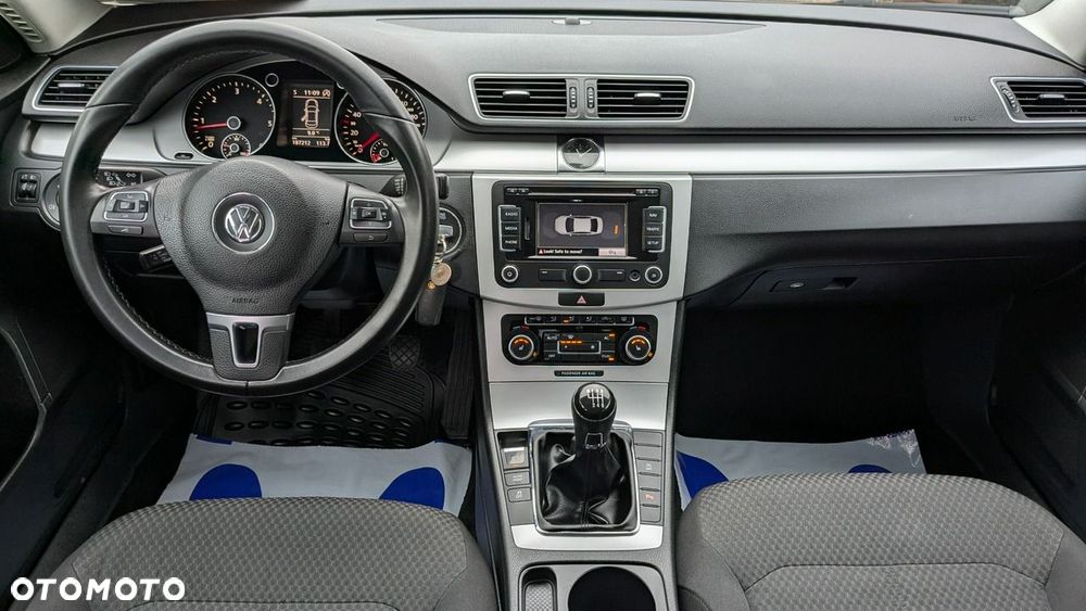 Volkswagen Passat 2011