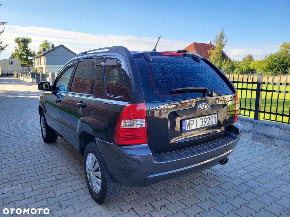 Kia Sportage 2.0 2WD LX - 7