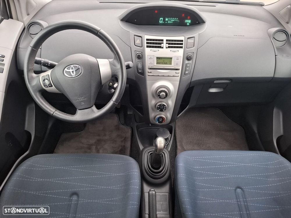 Toyota Yaris 1.0 VVT-i Motion VSC - 15