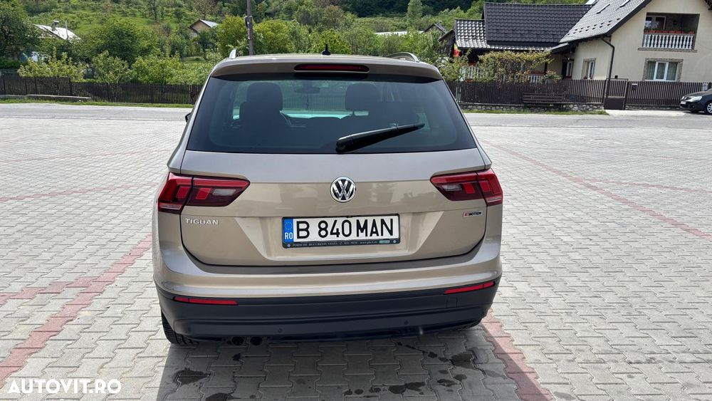 Volkswagen Tiguan 2.0 TDI DPF DSG 4Mot Comfortline - 6