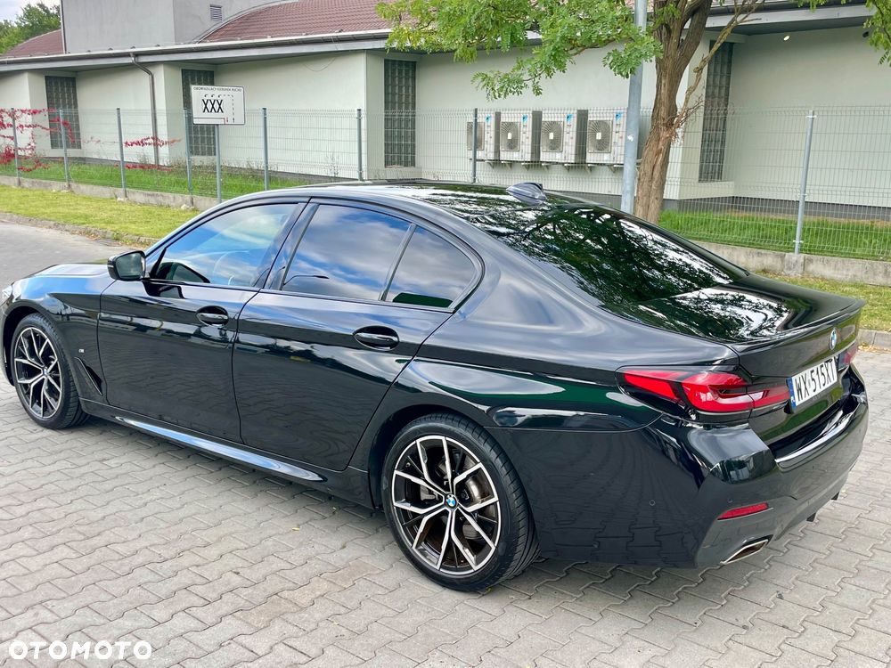 BMW Seria 5 520i mHEV M Sport sport - 12