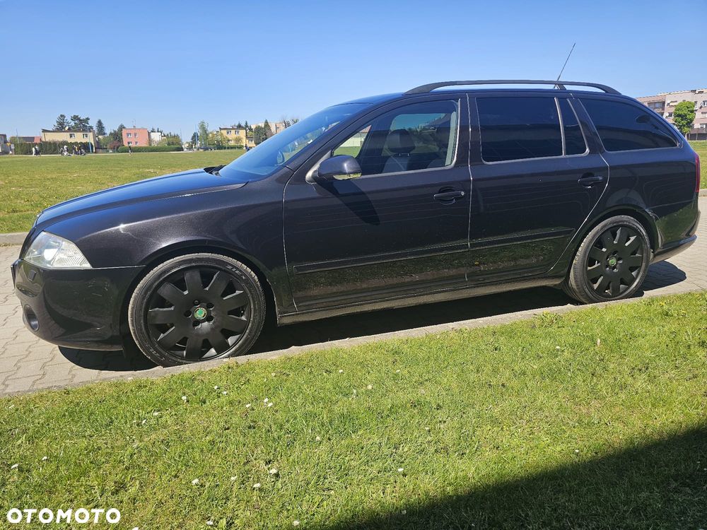 Skoda Octavia 2.0 TDI DPF RS - 5