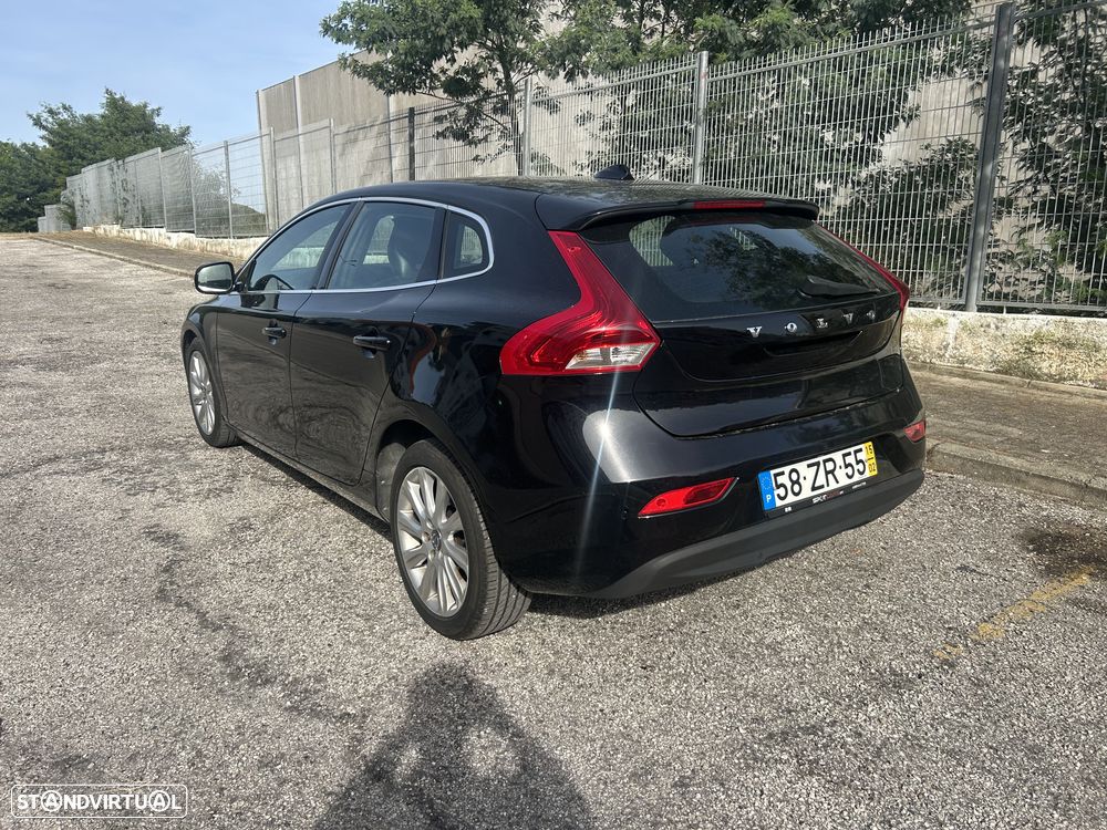 Volvo V40 1.6 D2 Summum Powershift - 6