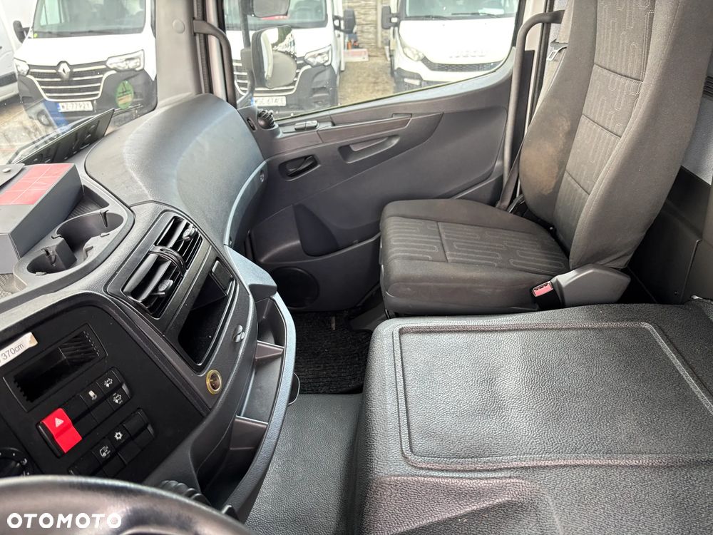 Mercedes-Benz ATEGO 1221,1523,1518,,1218,,1223 CHLODNIA KONTENER WYWROTKILKA SZTUK - 12