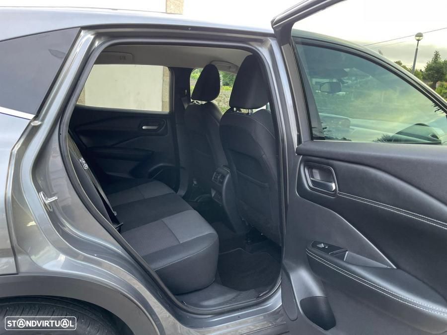 Nissan Qashqai 1.3 DIG-T MHEV Xtronic N-Connecta - 4