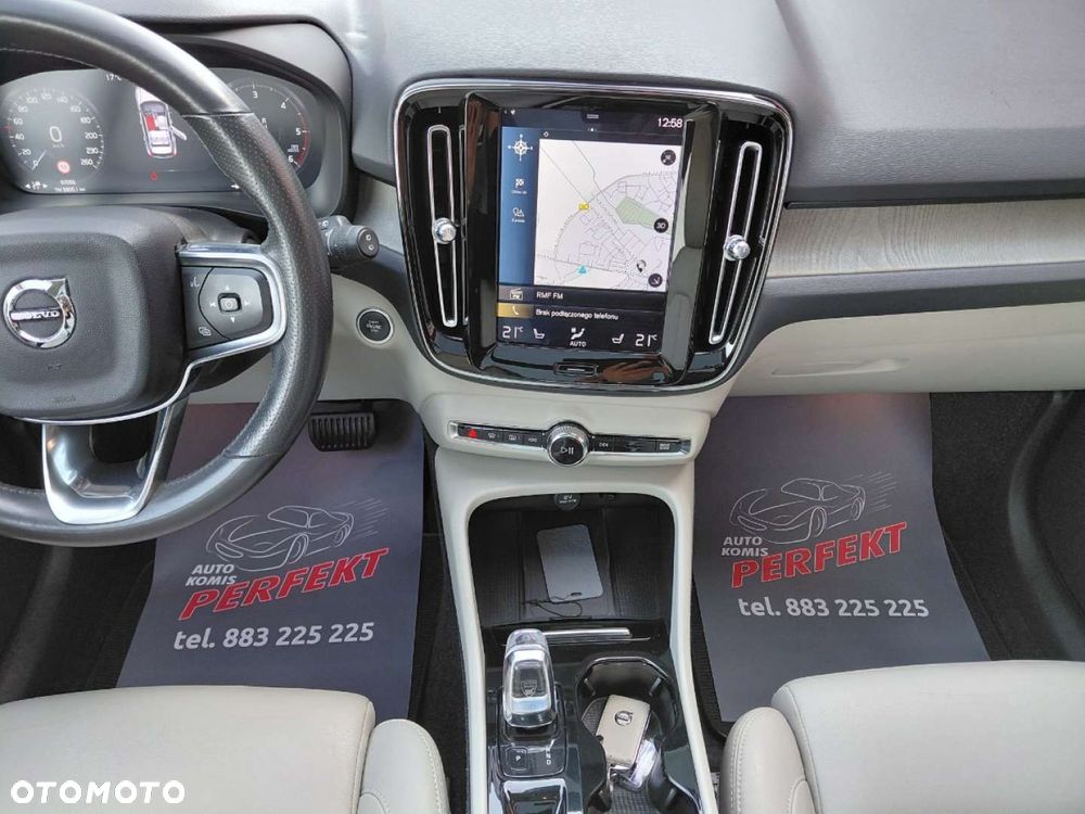 Volvo XC 40 - 23