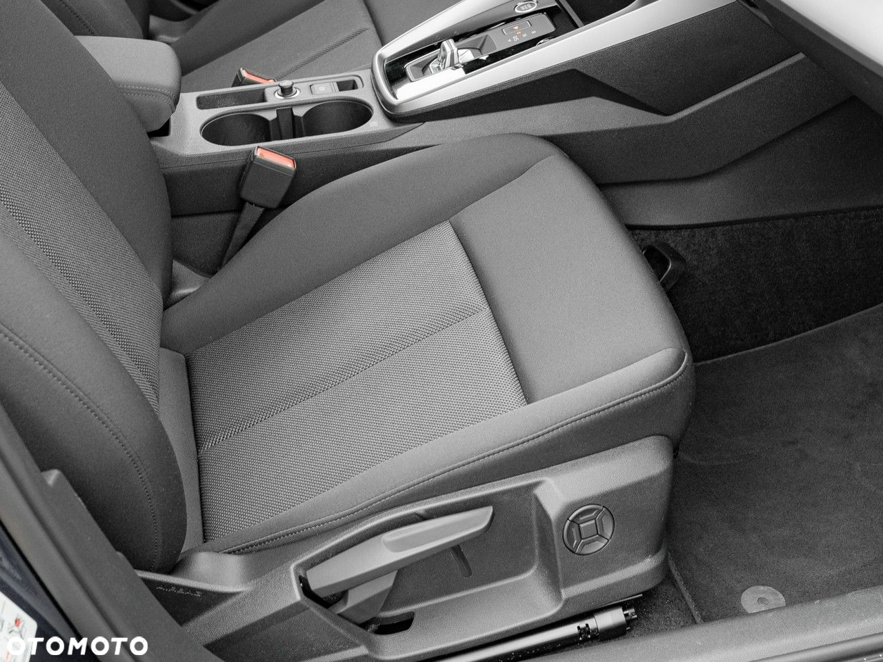 Audi A3 30 TDI S tronic - 32