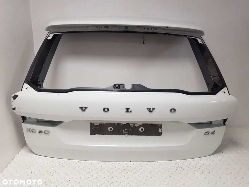 ŁADNA KLAPA BAGAŻNIKA VOLVO XC60 II 2 17-25 31420451 KOLOR V426 426 LESZNO WLKP - 2