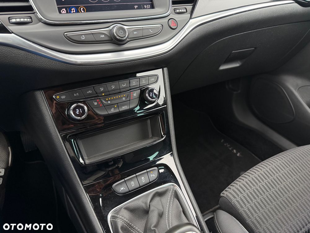 Opel Astra 1.2 T Elegance S&S - 31