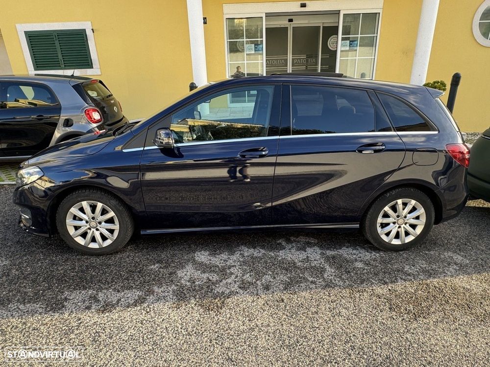 Mercedes-Benz B 180 d Style Plus Aut. - 29