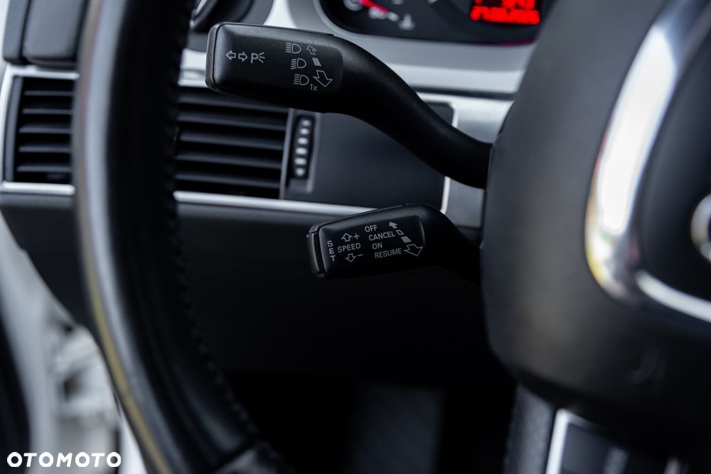 Audi A6 Avant 3.0 TDI DPF quattro tiptronic - 29
