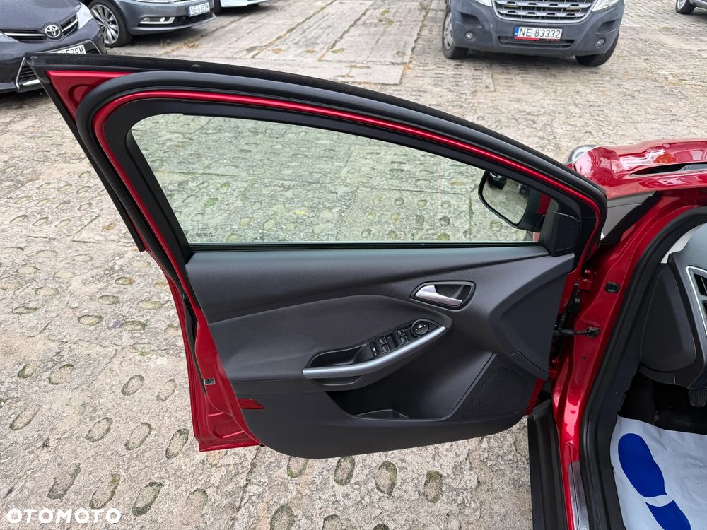 Ford Focus - 10