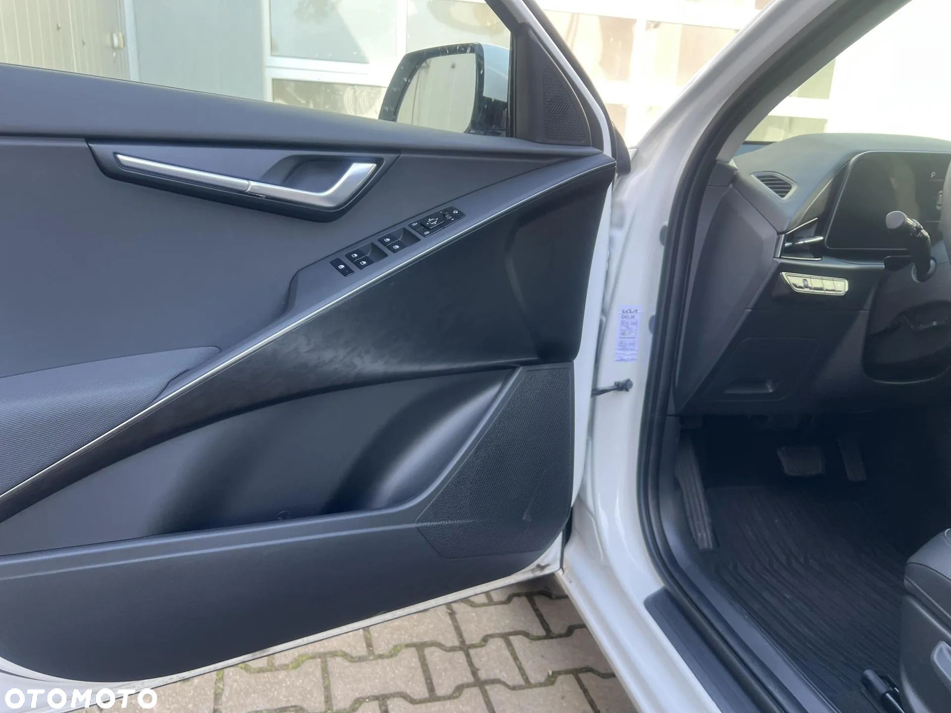 Kia Niro 1.6 GDI Hybrid L - 10