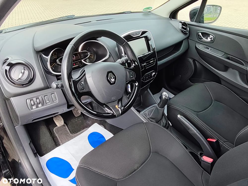 Renault Clio 1.2 16V 75 Life - 13