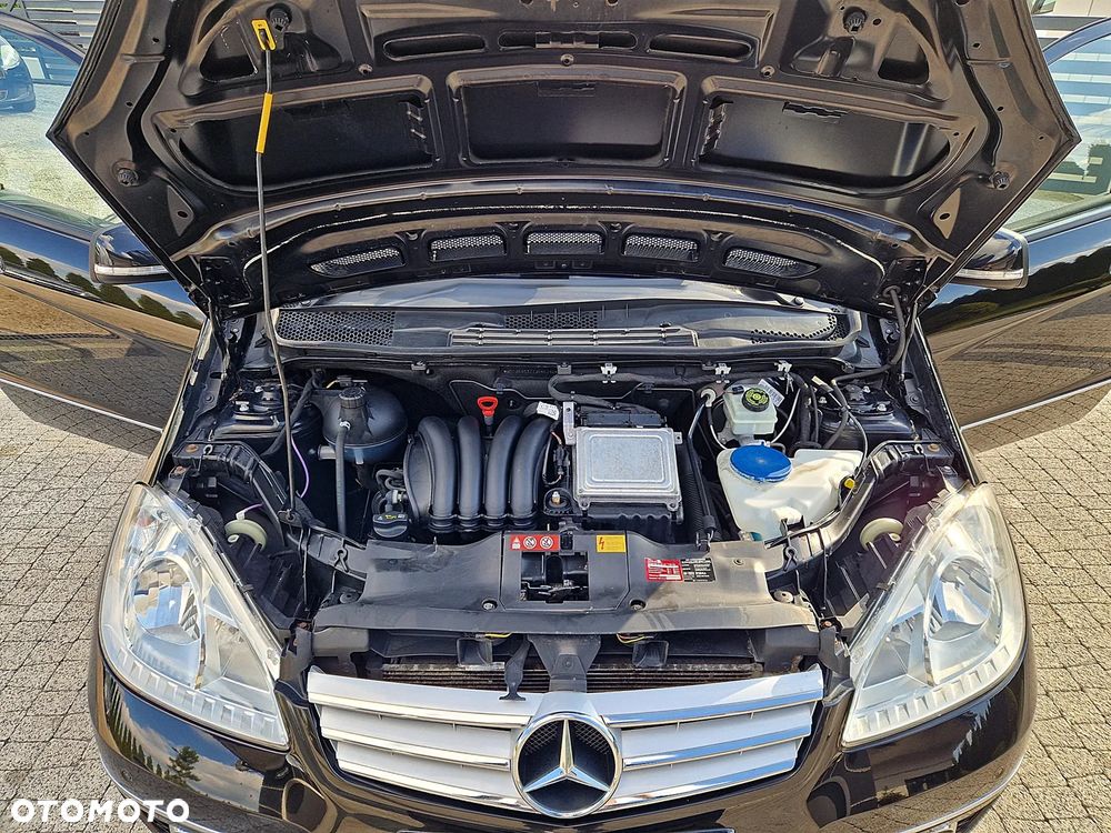 Mercedes-Benz Klasa A 150 Avantgarde Edition 10 - 24