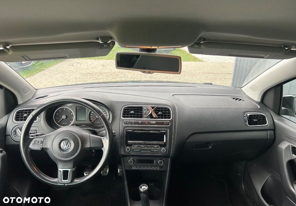 Volkswagen Polo - 8