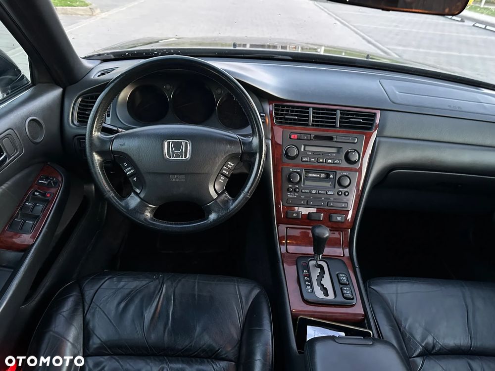 Honda Legend - 12