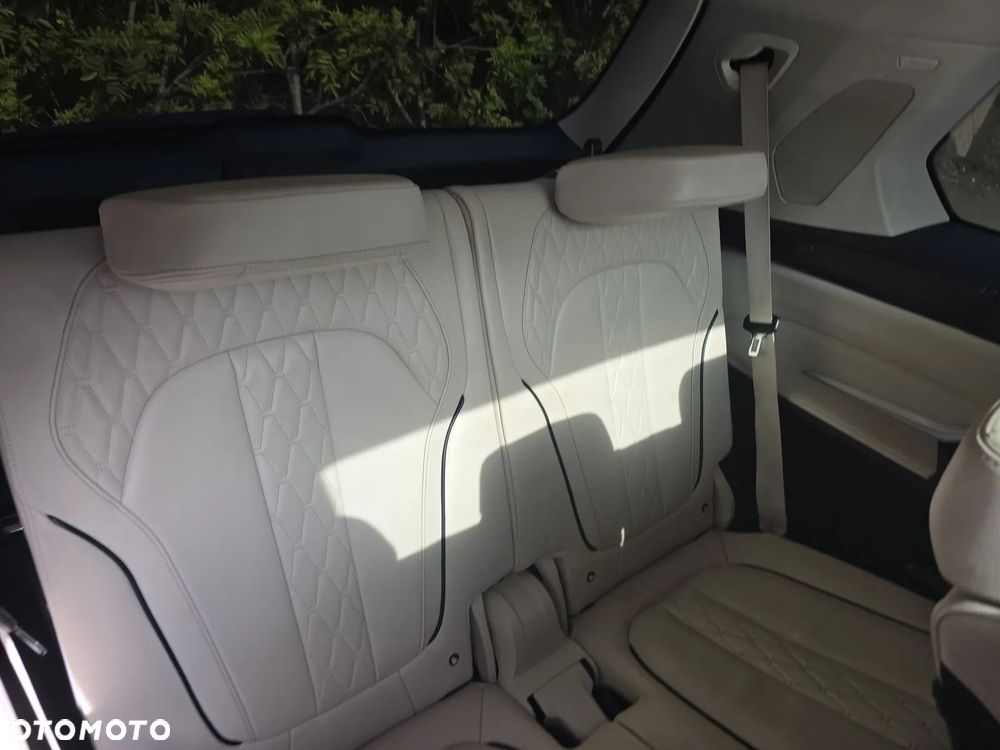 BMW X7 xDrive40i sport - 16