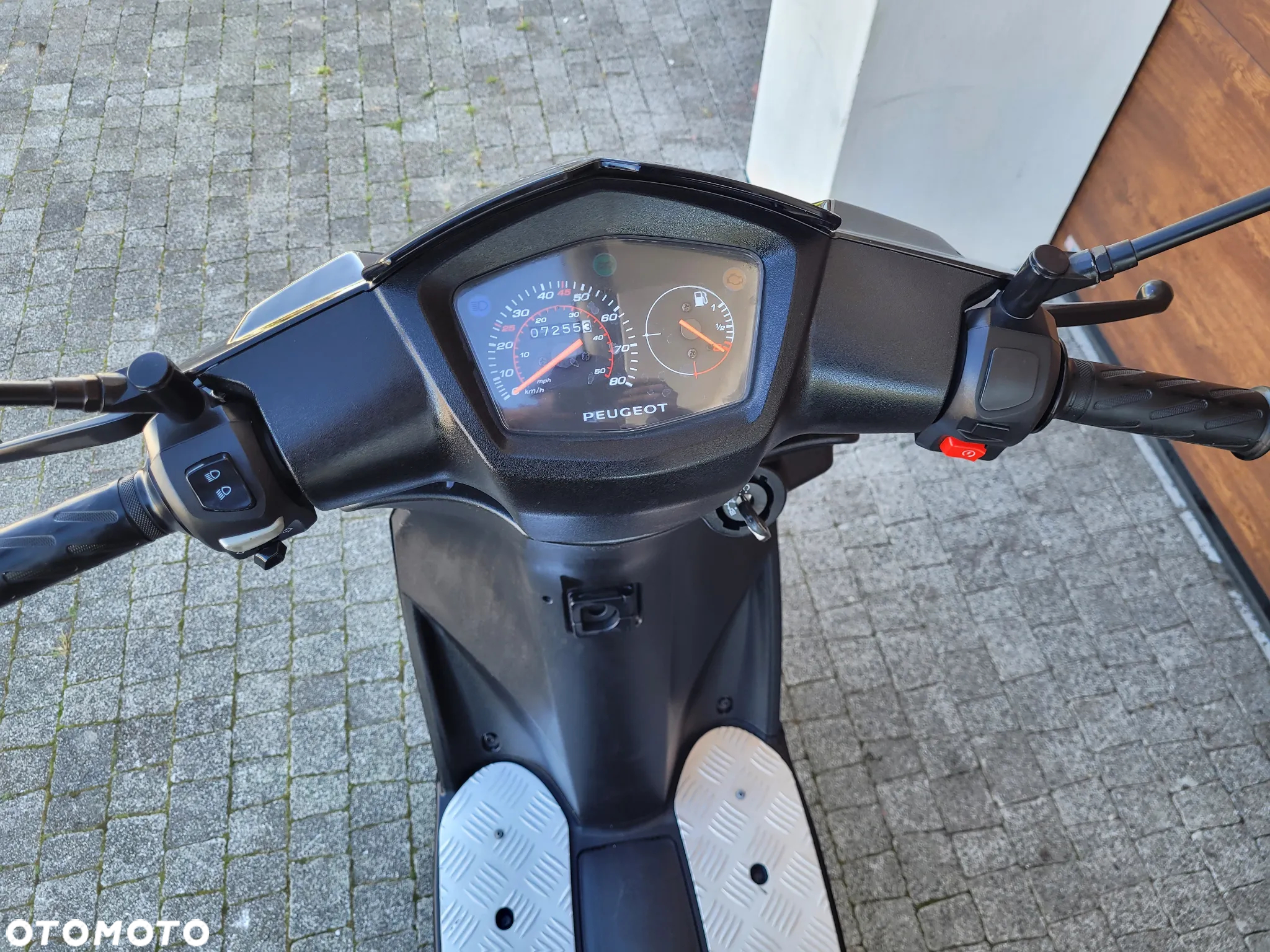 Peugeot Kisbee - 8