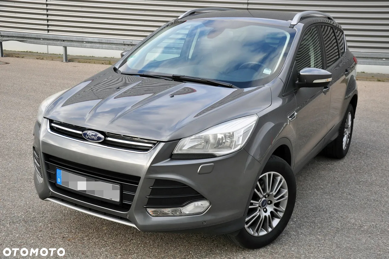 Ford Kuga 1.6 EcoBoost 2x4 Titanium - 2