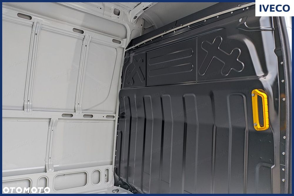 Iveco Daily 35S18 16m3 L4H2 180KM - 16
