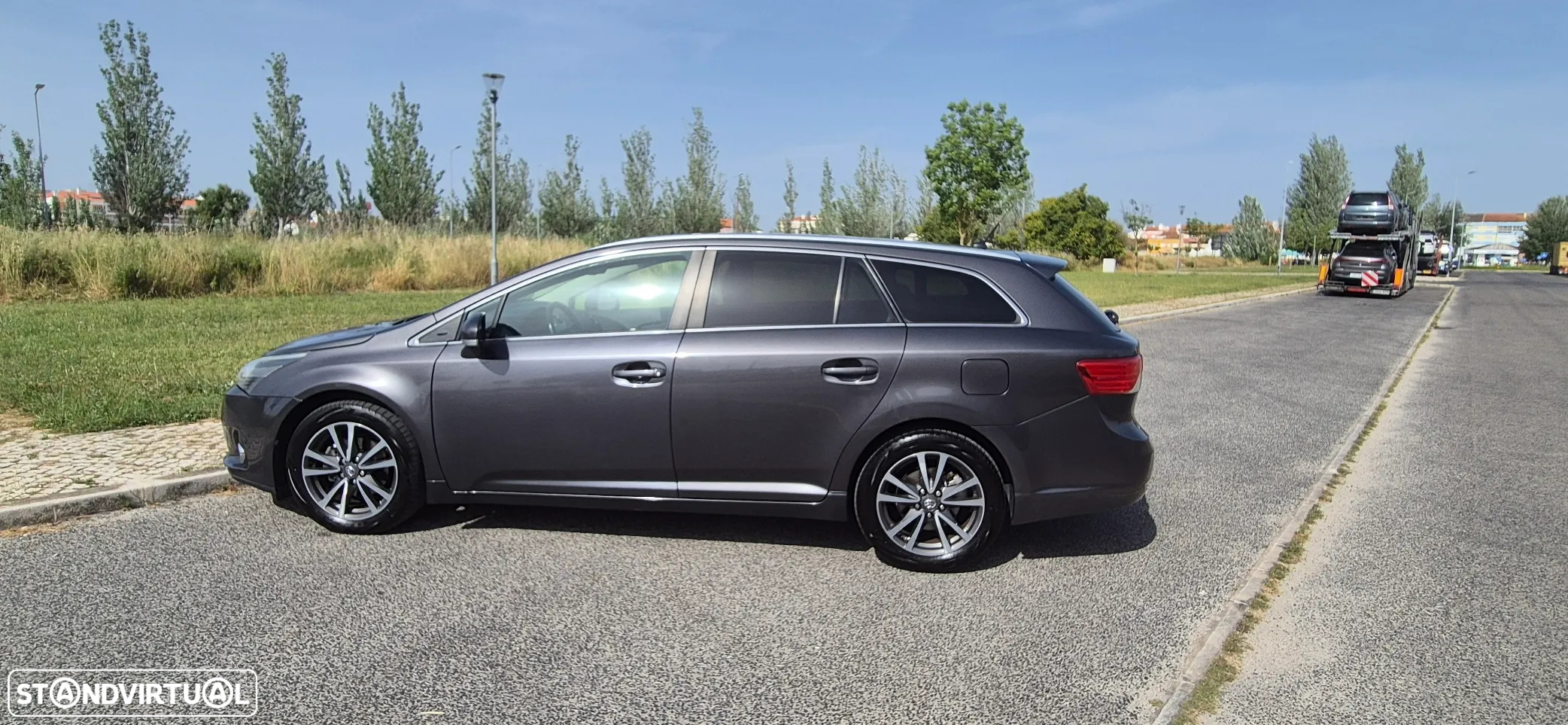 Toyota Avensis SW 2.0 D-4D Exclusive +Navi - 5