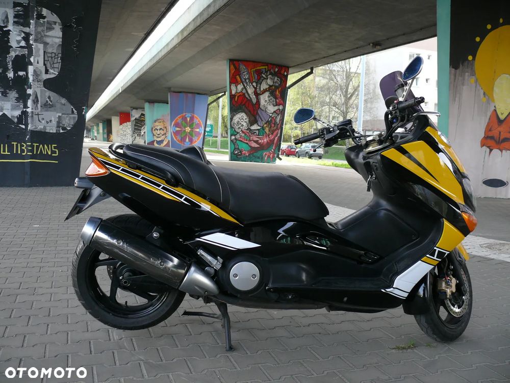 Yamaha Tmax - 6
