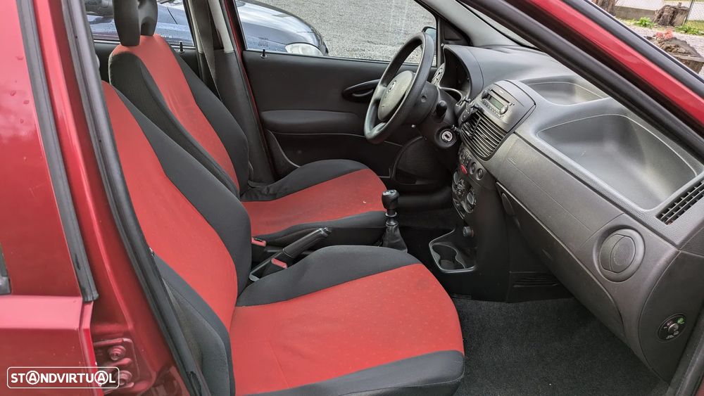 Fiat Punto ver-1-2-8v - 7