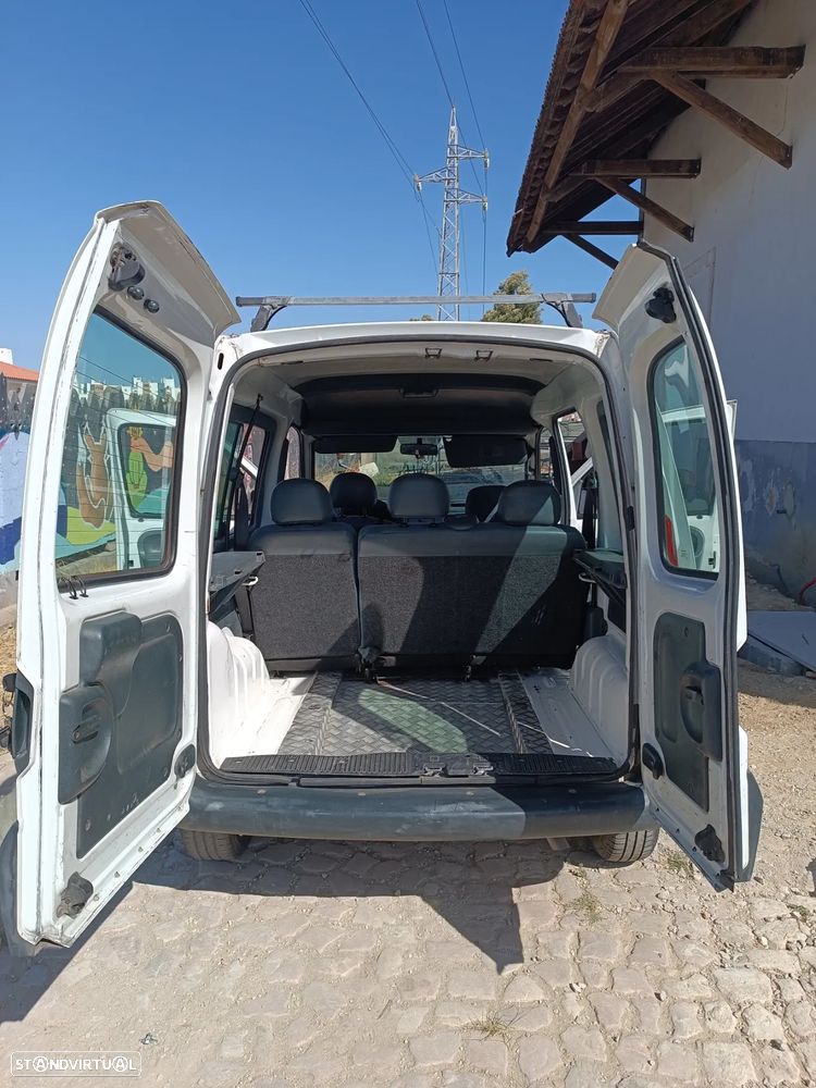 Renault Kangoo 1.2 RT Pampa - 16