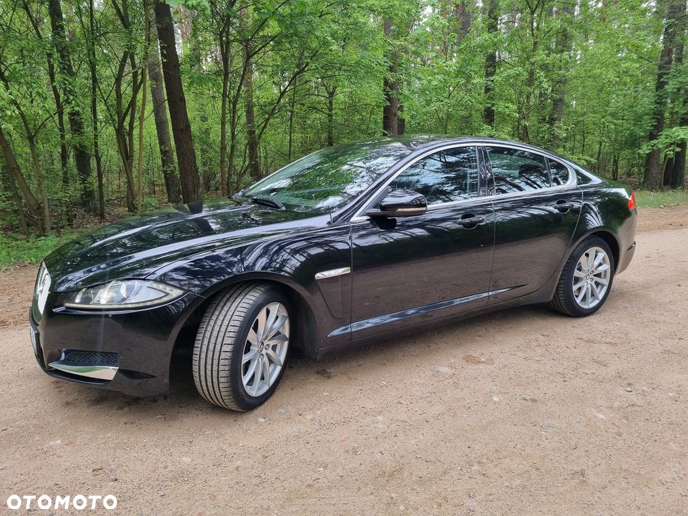 Jaguar XF 3.0 V6 D Premium Luxury - 23