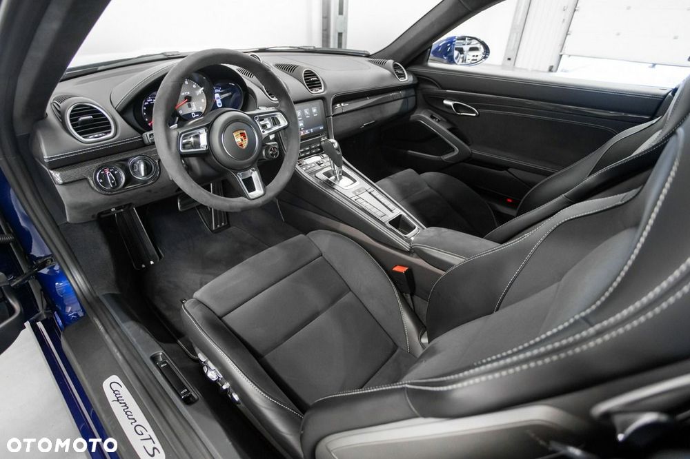 Porsche 718 Cayman GTS 4.0 PDK - 24