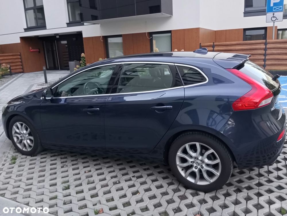 Volvo V40 - 12