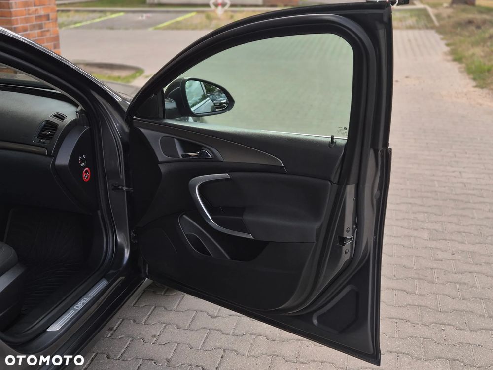 Opel Insignia - 14