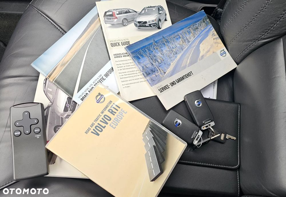 Volvo XC 70 D5 AWD Ocean Race - 15