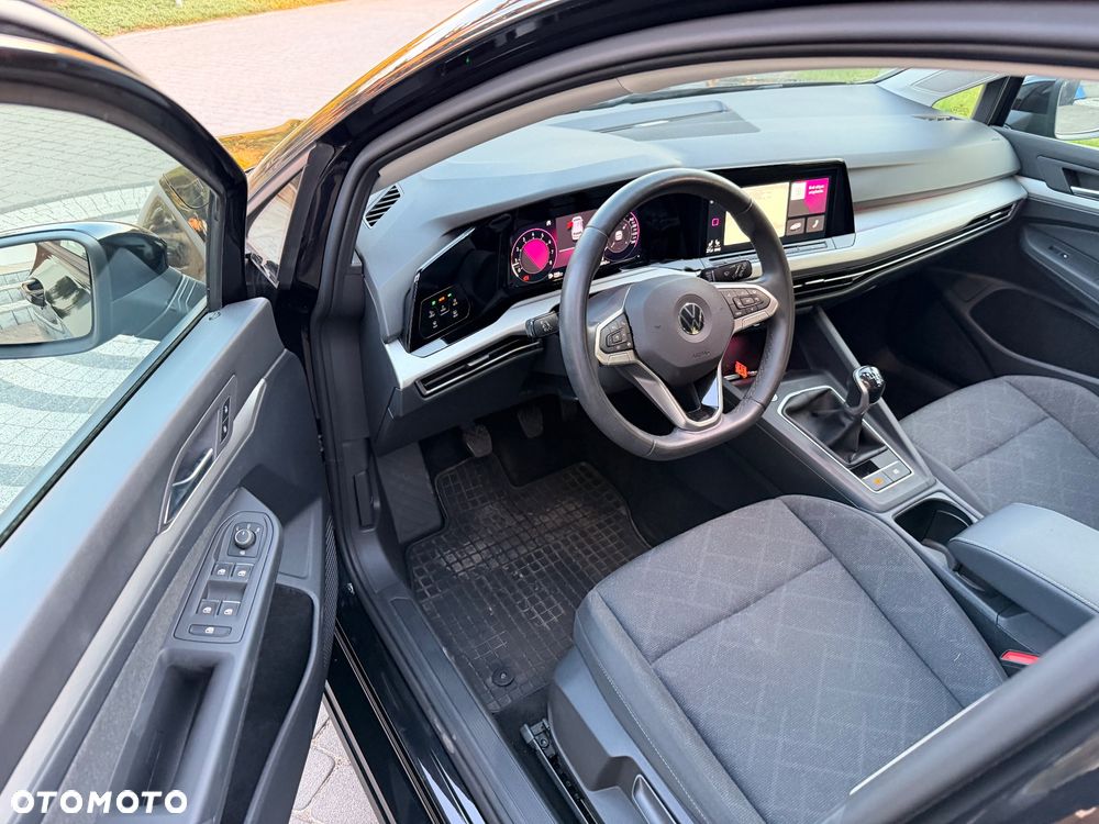 Volkswagen Golf 1.5 TSI OPF Active - 10