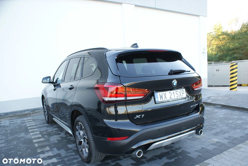 BMW X1 xDrive18d Business Edition - 2