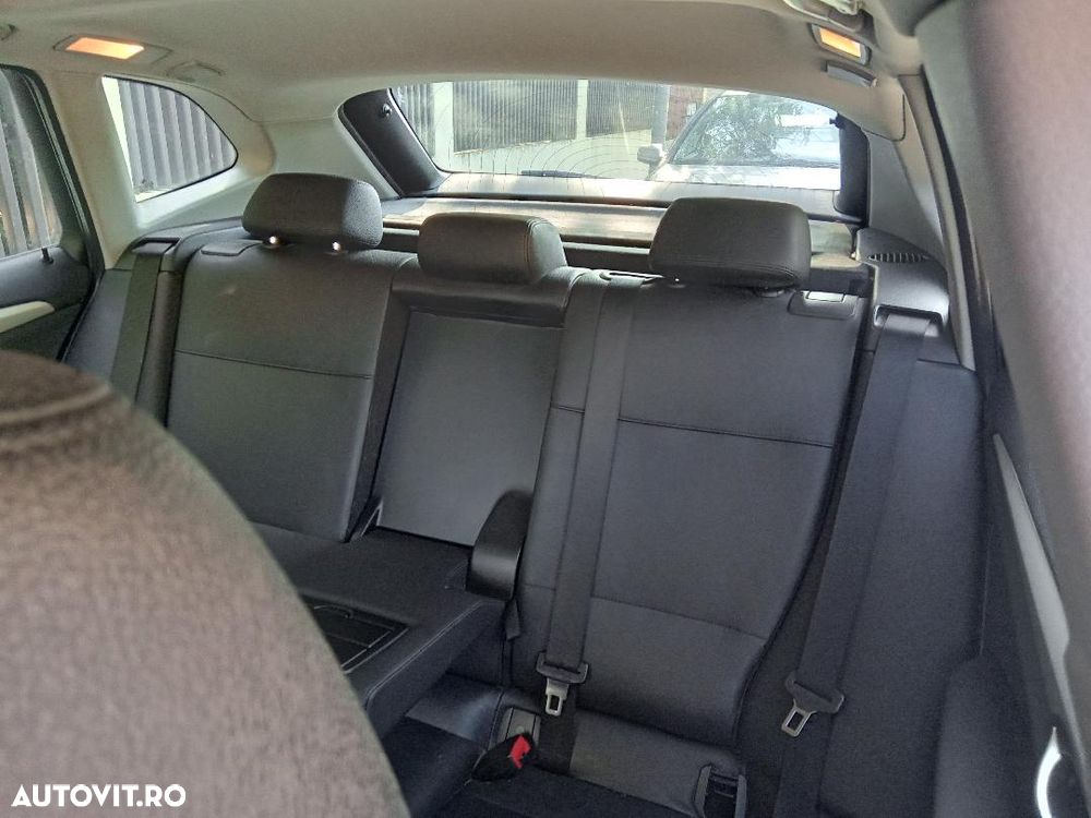 BMW X1 xDrive18d Sport Line - 14