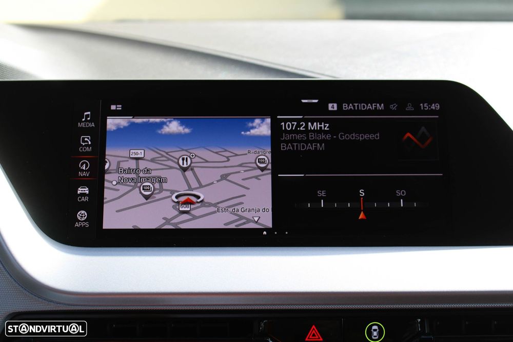 BMW 116 d Pack Essence - 32