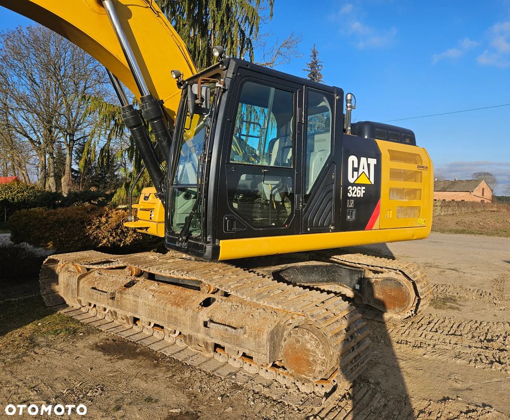 Caterpillar 326F - 4