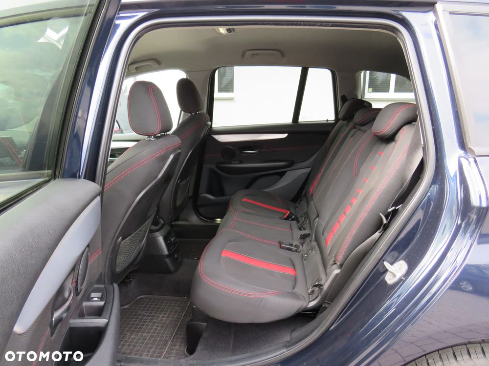 BMW Seria 2 218d Sport-Aut Luxury Line - 31