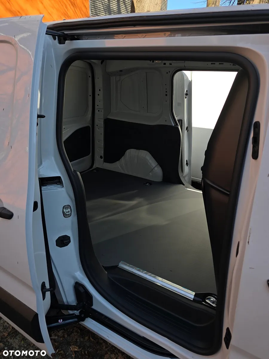 Toyota PROACE CITY VAN - 12